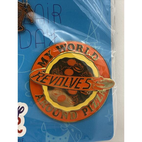 Disney Flair Pin Toy Story Pizza Planet Little Green Men Alien Parks 2 Pin Set - Picture 3 of 6